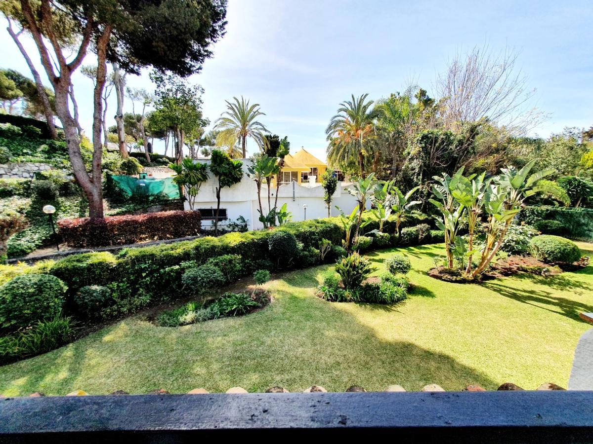 Miraflores Town Studio Sitio de Calahonda エクステリア 写真