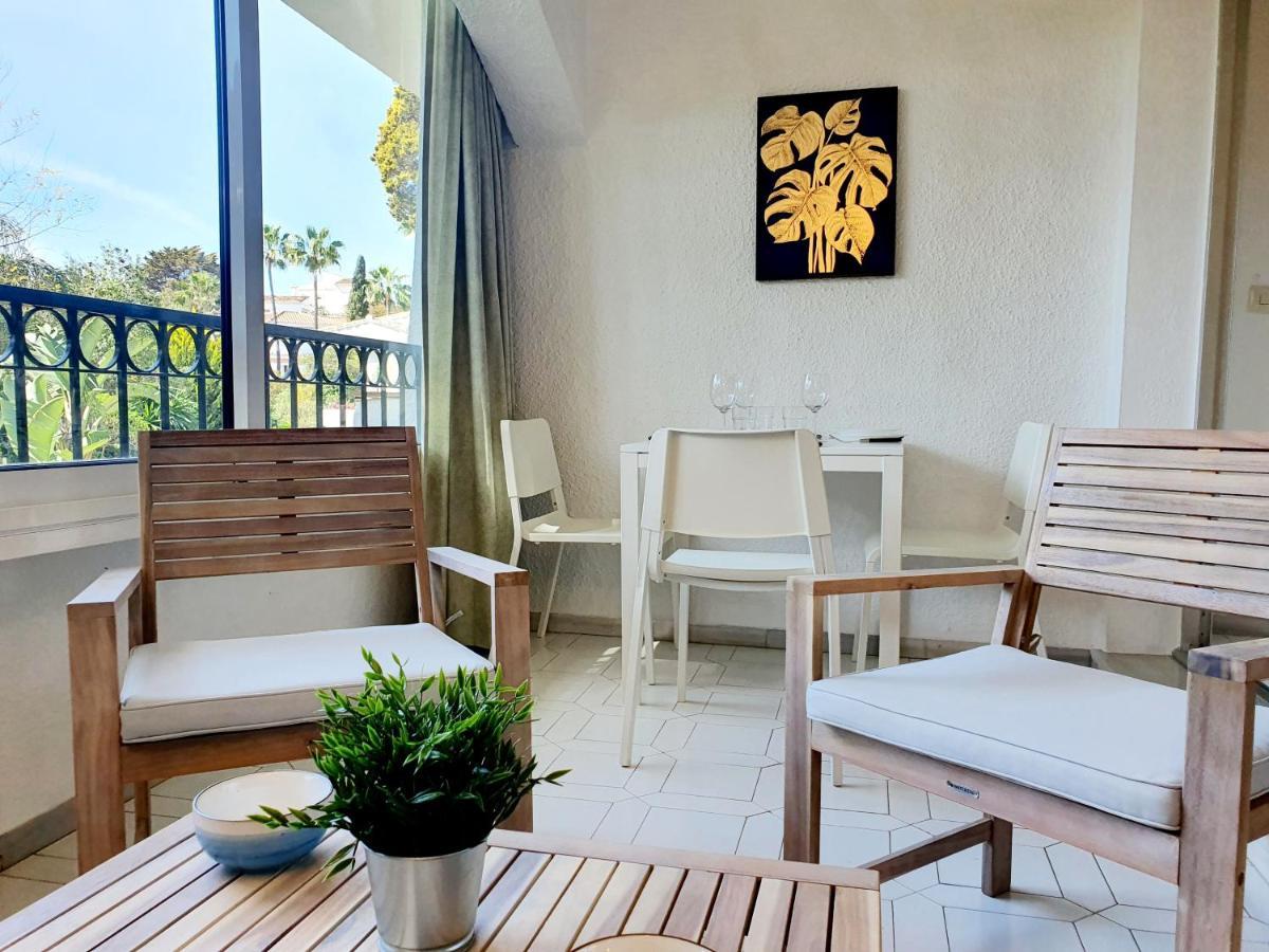 Miraflores Town Studio Sitio de Calahonda エクステリア 写真